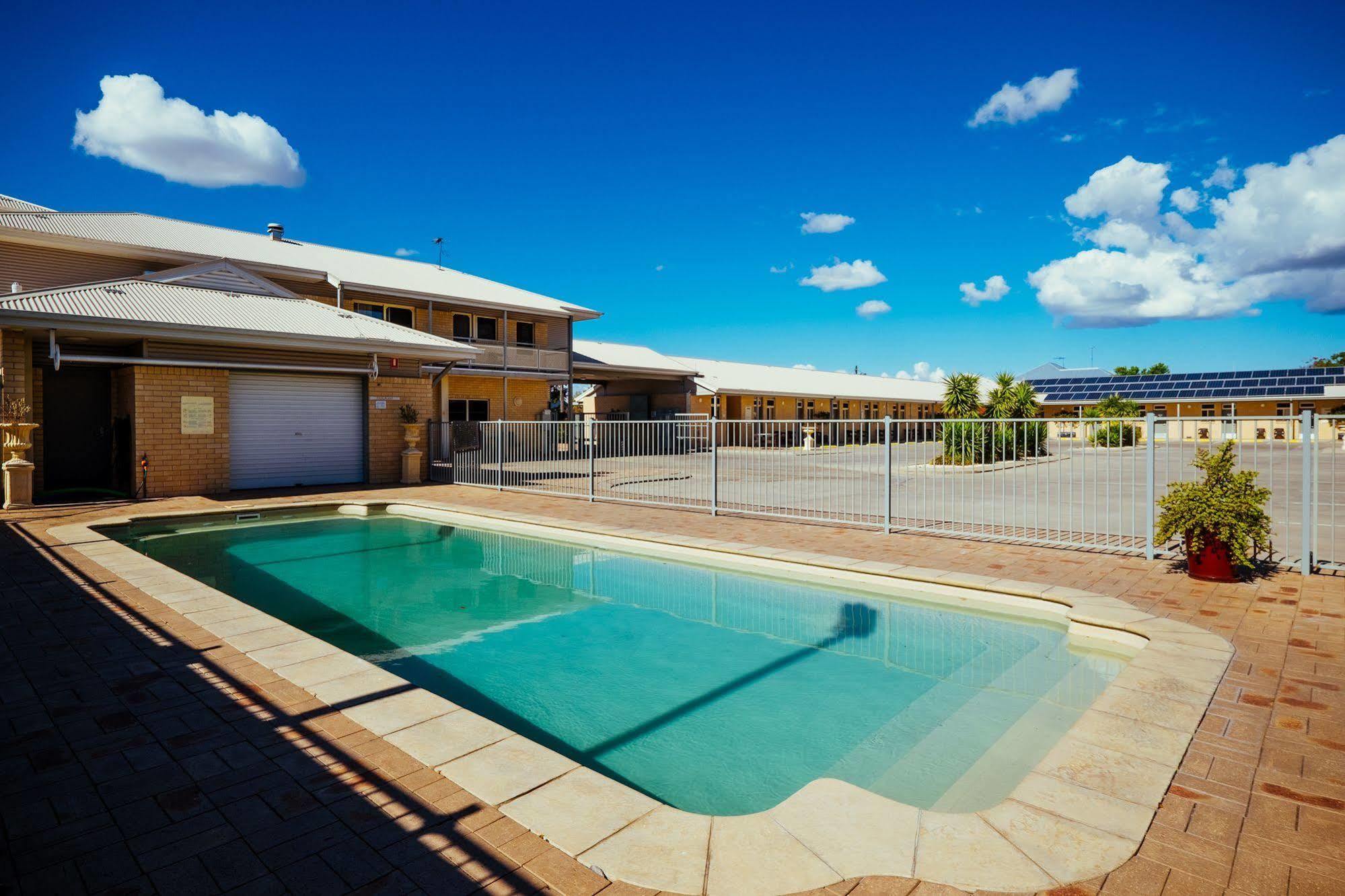 Club Motor Inn Narrabri Εξωτερικό φωτογραφία