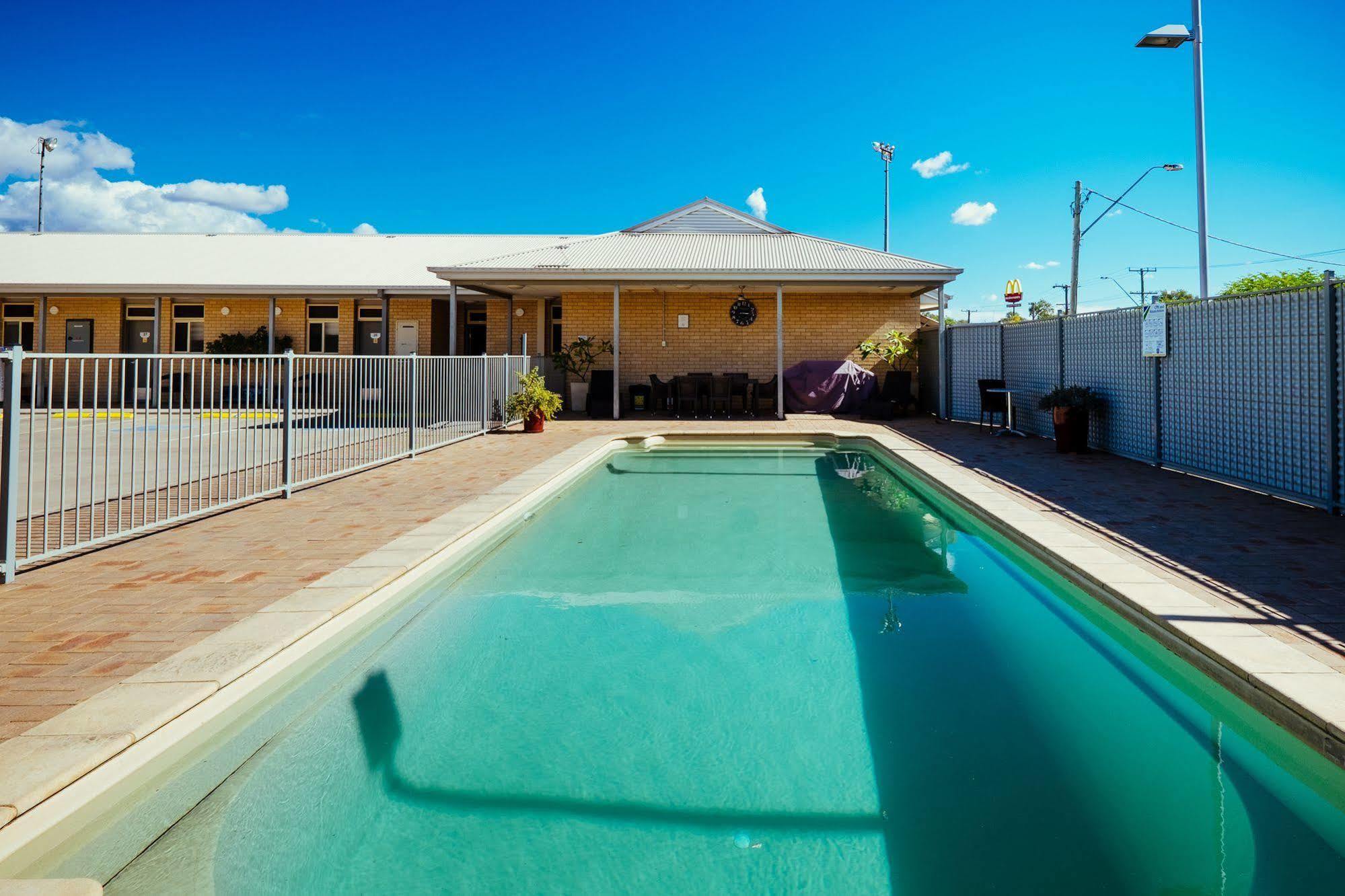 Club Motor Inn Narrabri Εξωτερικό φωτογραφία